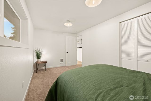 6004 225th Place SW, Mountlake Terrace, WA 98043