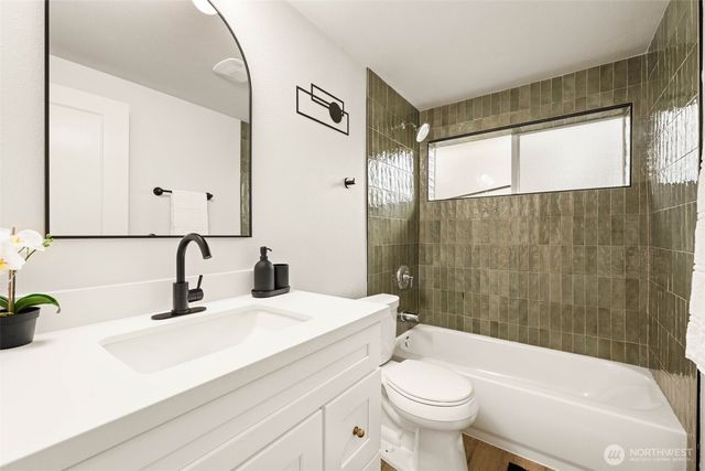 6004 225th Place SW, Mountlake Terrace, WA 98043