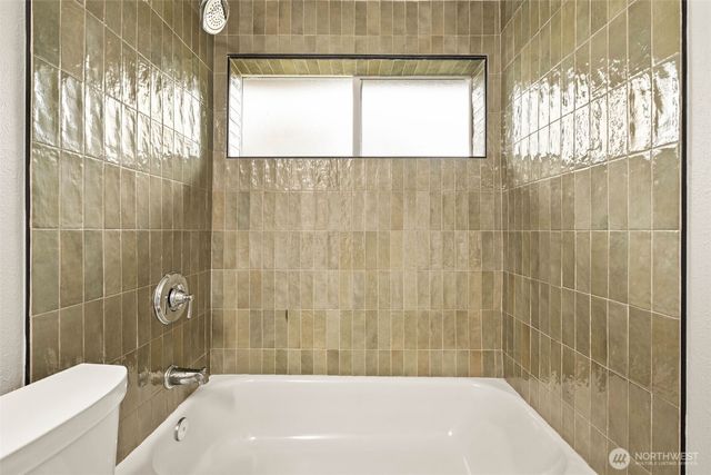 6004 225th Place SW, Mountlake Terrace, WA 98043