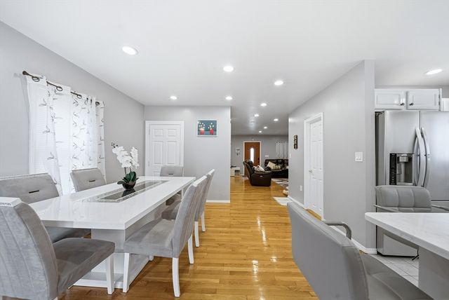 56 Curtis Rd, Revere, MA 02151