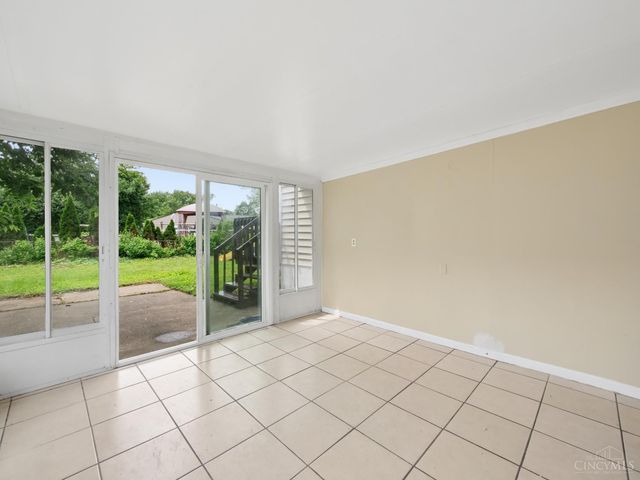 11623 Kenn Road, Cincinnati, OH 45240