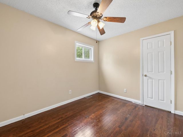 11623 Kenn Road, Cincinnati, OH 45240