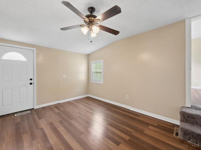 11623 Kenn Road, Cincinnati, OH 45240