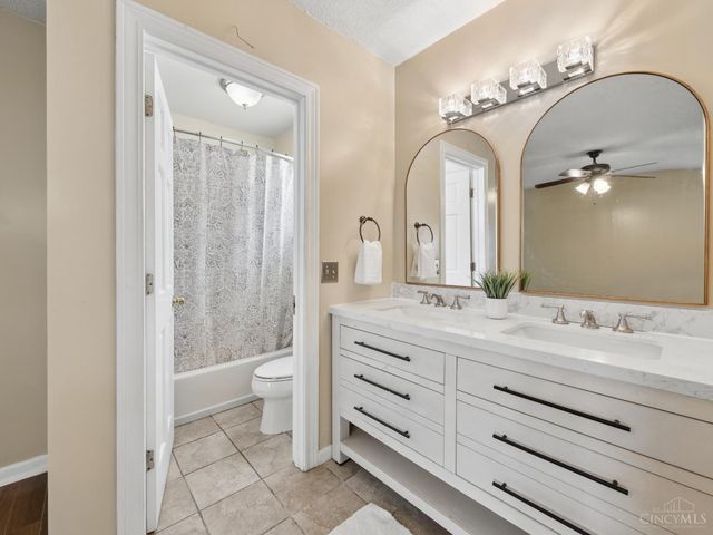 11623 Kenn Road, Cincinnati, OH 45240