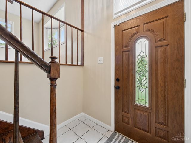 11623 Kenn Road, Cincinnati, OH 45240