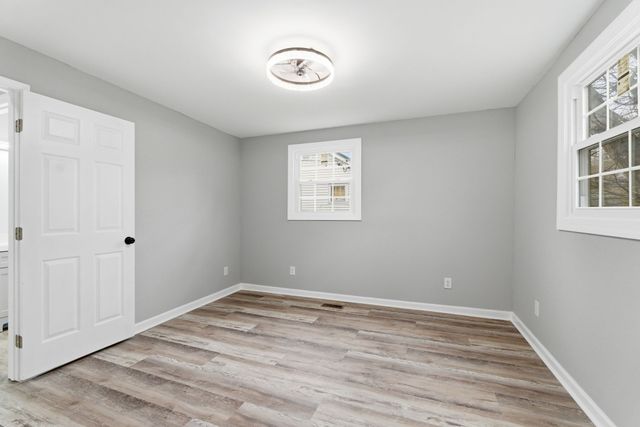 214 W Adams Ave, Lebanon, TN 37087