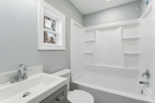 214 W Adams Ave, Lebanon, TN 37087