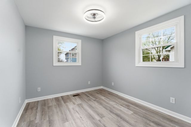 214 W Adams Ave, Lebanon, TN 37087