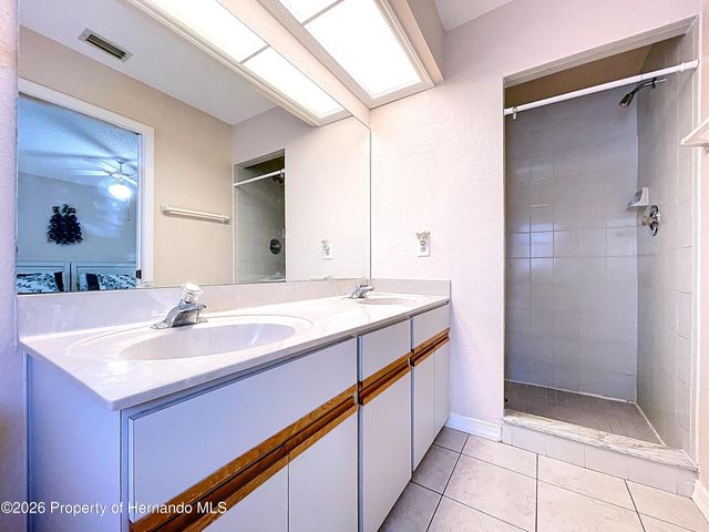 12271 Katherwood Street, Spring Hill, FL 34608