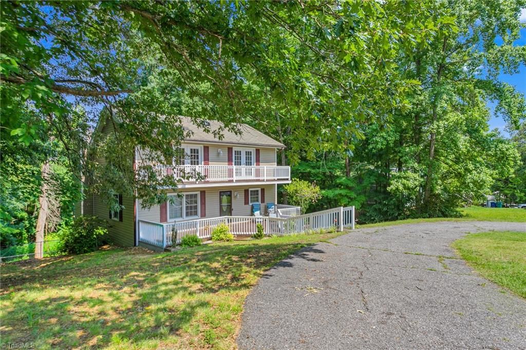 147 Glen Meadow Drive, Reidsville, NC 27320