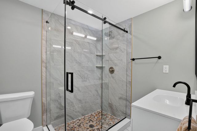 822 LONGWOOD AVE, Cherry Hill, NJ 08002