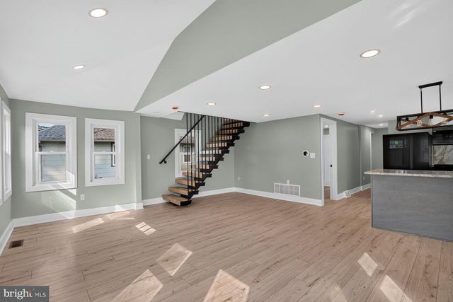 822 LONGWOOD AVE, Cherry Hill, NJ 08002