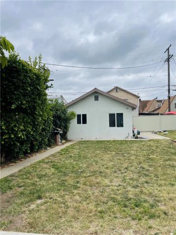 538 111th Place, Los Angeles, CA 90044