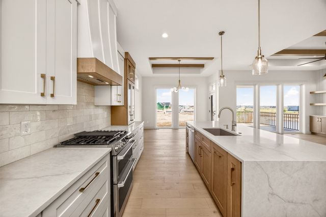 17211 Brookview Drive, Urbandale, IA 50263