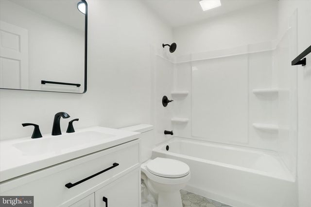 3190 LEWISBERRY RD, York Haven, PA 17370