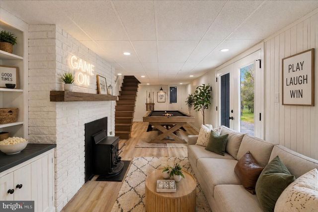3190 LEWISBERRY RD, York Haven, PA 17370