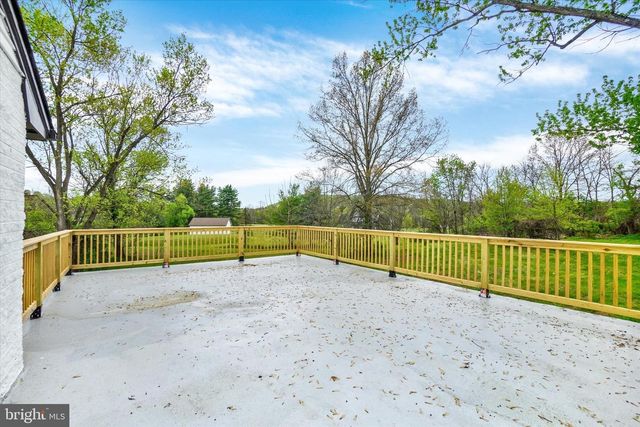 3190 LEWISBERRY RD, York Haven, PA 17370