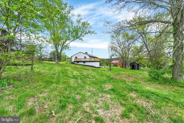 3190 LEWISBERRY RD, York Haven, PA 17370