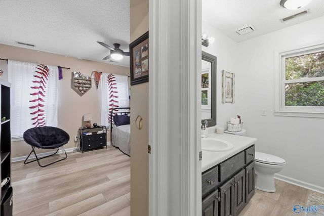 618 Colonial Avenue, Albertville, AL 35950
