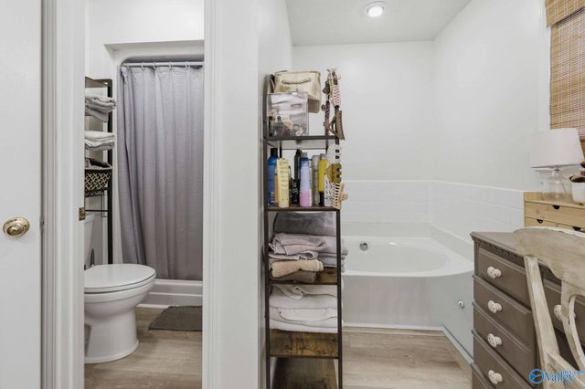 618 Colonial Avenue, Albertville, AL 35950