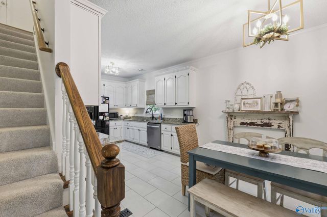 618 Colonial Avenue, Albertville, AL 35950