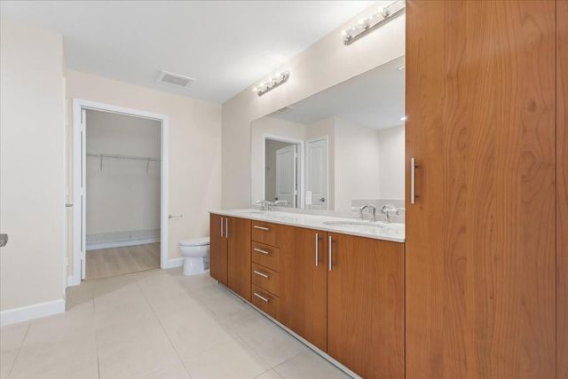 1945 S Ocean Drive 509, Hallandale Beach, FL 33009