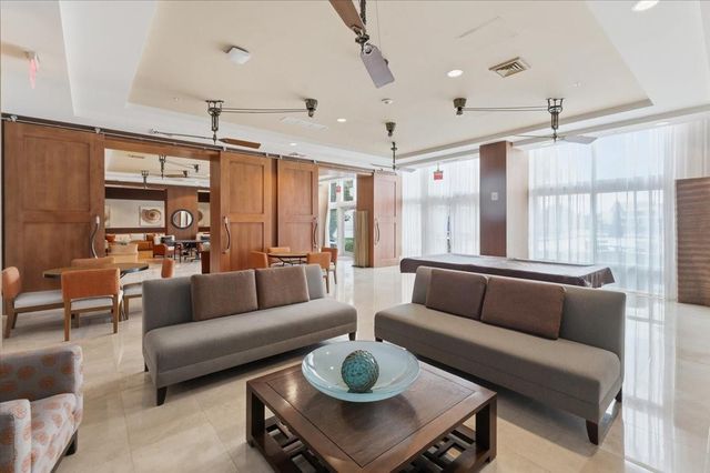 1945 S Ocean Drive 509, Hallandale Beach, FL 33009