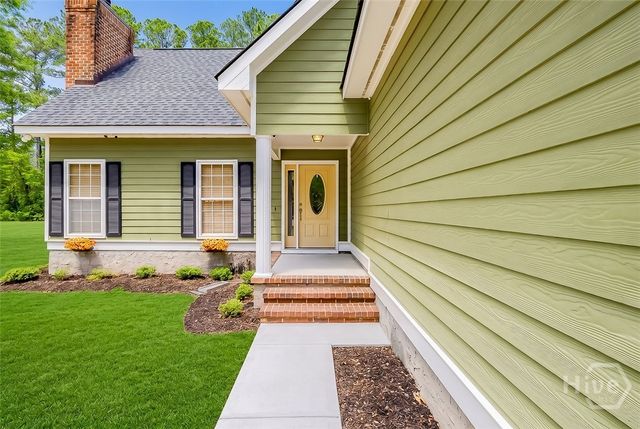 102 Julia Court, Springfield, GA 31329