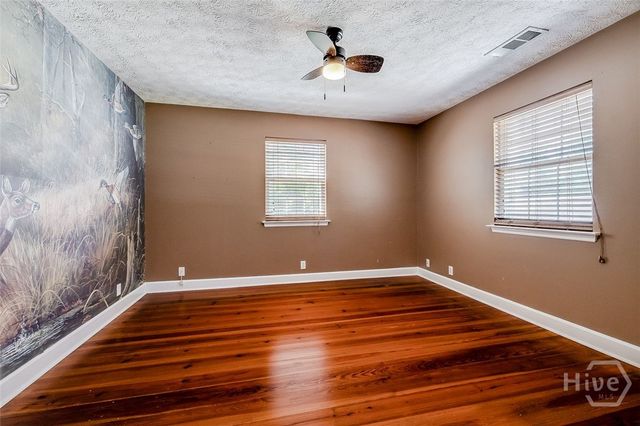 102 Julia Court, Springfield, GA 31329