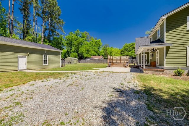 102 Julia Court, Springfield, GA 31329