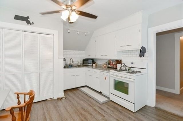 90 Dean Ave 2, Franklin, MA 02038