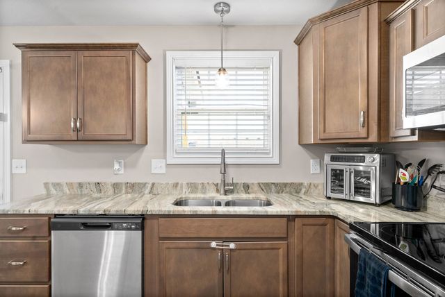 1072 Dublin Dr, Clarksville, TN 37042