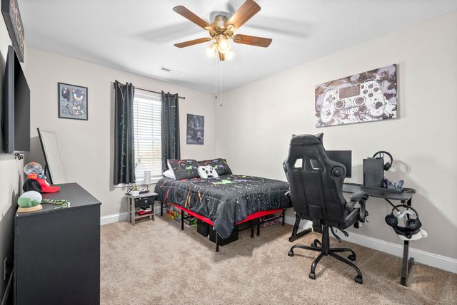 1072 Dublin Dr, Clarksville, TN 37042