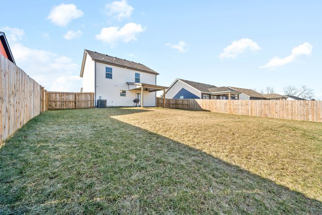 1072 Dublin Dr, Clarksville, TN 37042