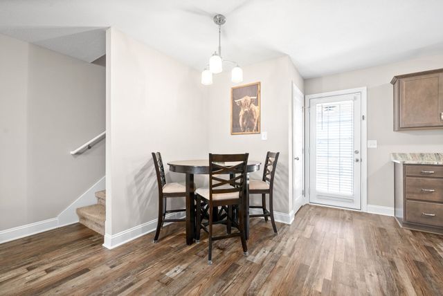 1072 Dublin Dr, Clarksville, TN 37042