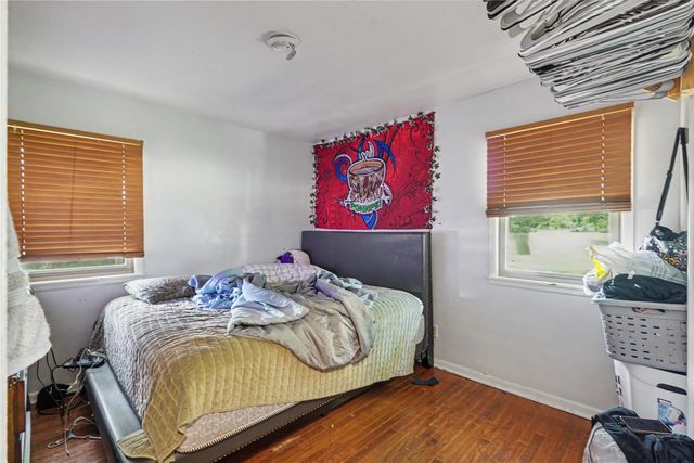 1000 Hoffman Avenue, Des Moines, IA 50316