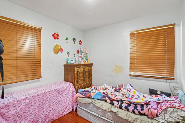 1000 Hoffman Avenue, Des Moines, IA 50316