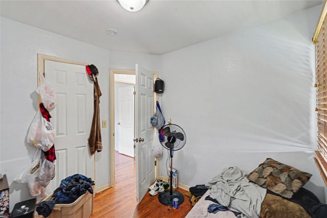 1000 Hoffman Avenue, Des Moines, IA 50316