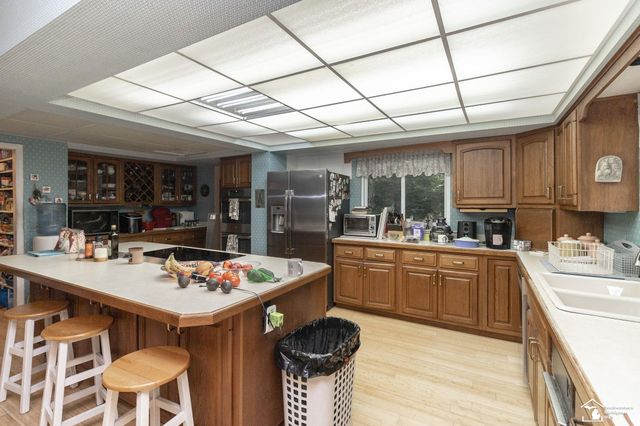 1372 Laurelhurst Drive, Temperance, MI 48182