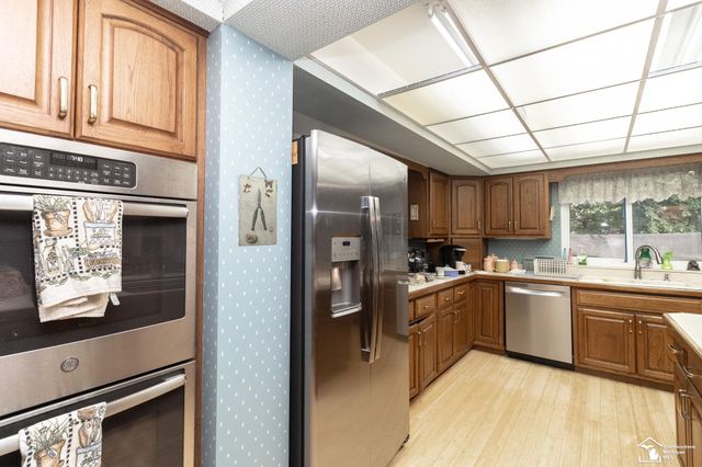 1372 Laurelhurst Drive, Temperance, MI 48182
