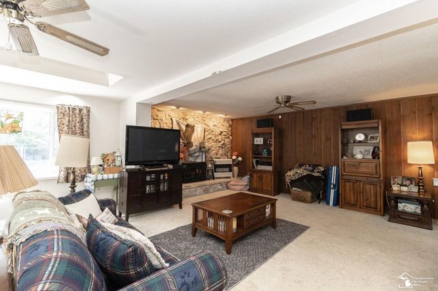 1372 Laurelhurst Drive, Temperance, MI 48182