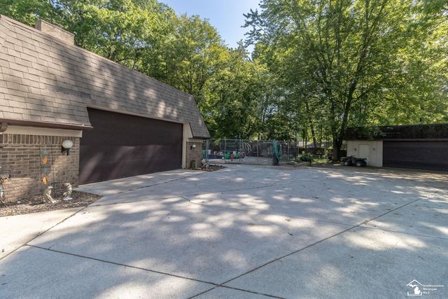 1372 Laurelhurst Drive, Temperance, MI 48182