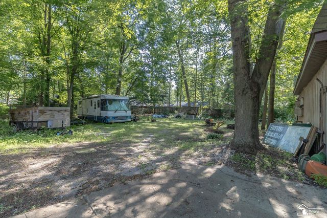 1372 Laurelhurst Drive, Temperance, MI 48182