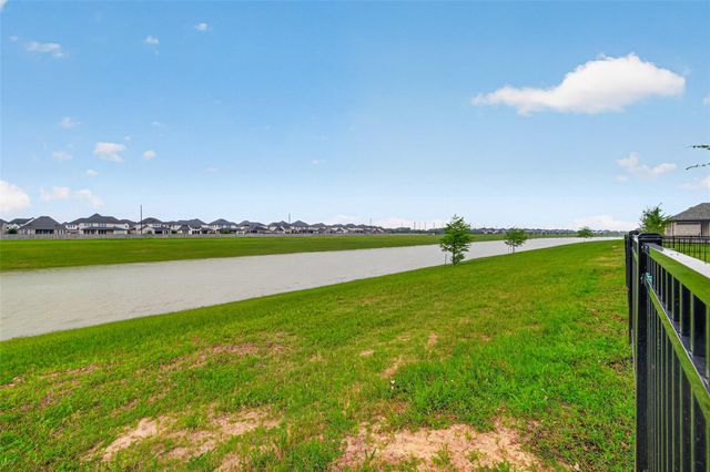 2216 Inglenook Grove Drive, Katy, TX 77493