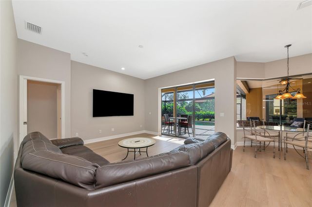 501 169TH COURT NE, Bradenton, FL 34212