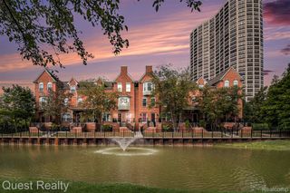 20082 Rodeo Court 8, Southfield, MI 48075