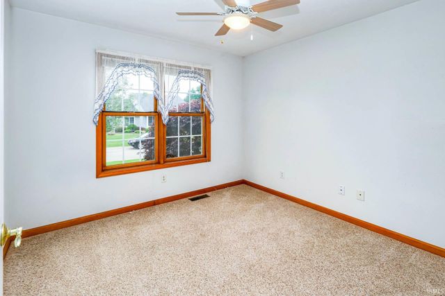 60572 Ashton Way, Elkhart, IN 46528