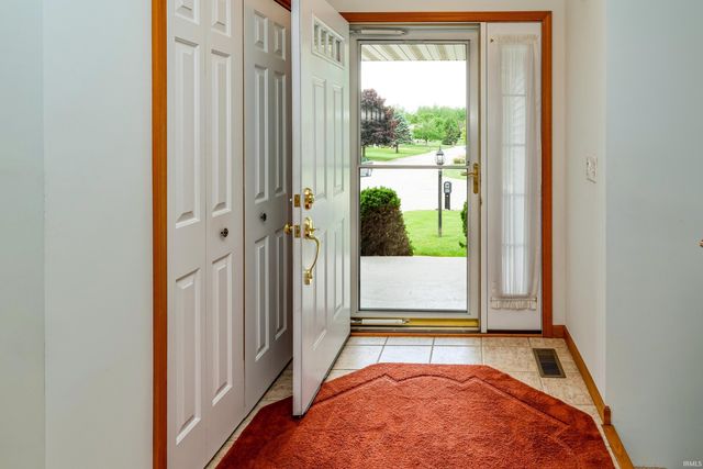 60572 Ashton Way, Elkhart, IN 46528