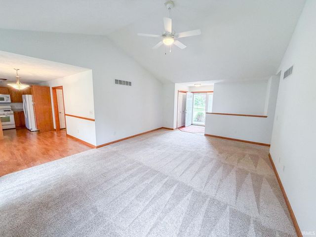 60572 Ashton Way, Elkhart, IN 46528