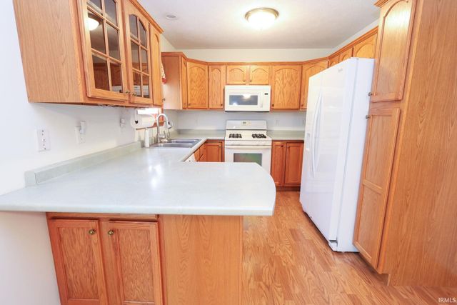 60572 Ashton Way, Elkhart, IN 46528